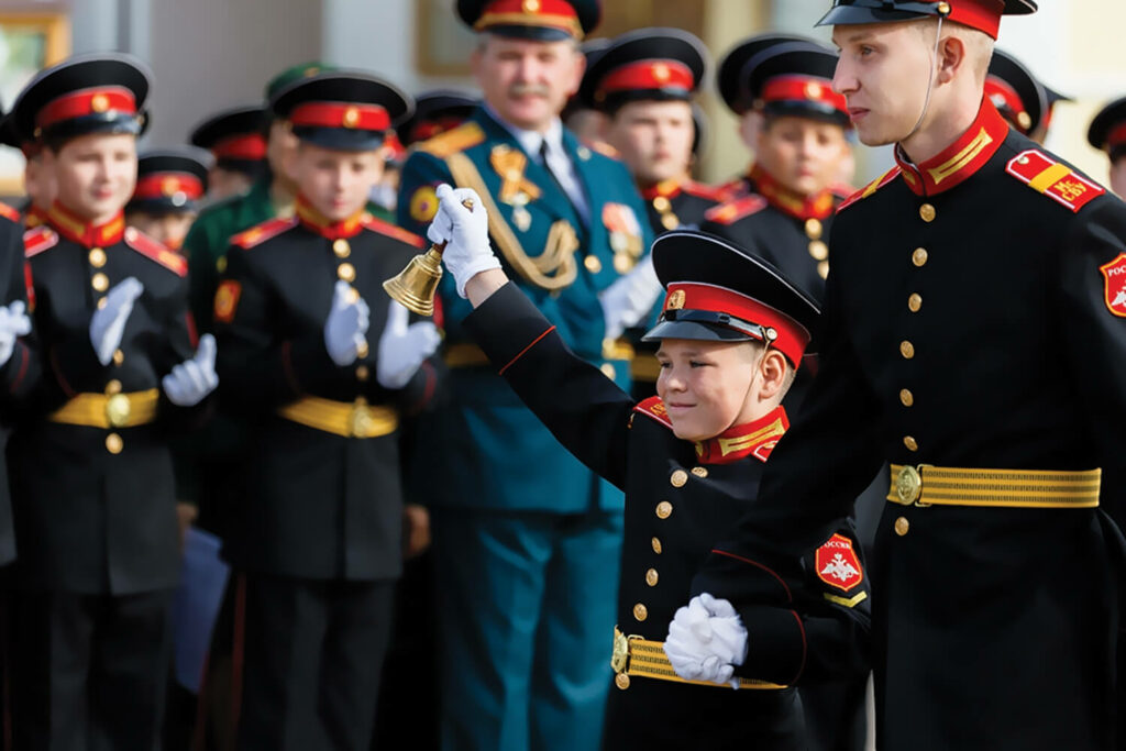 Дети войны: история Суворовских училищ  фото