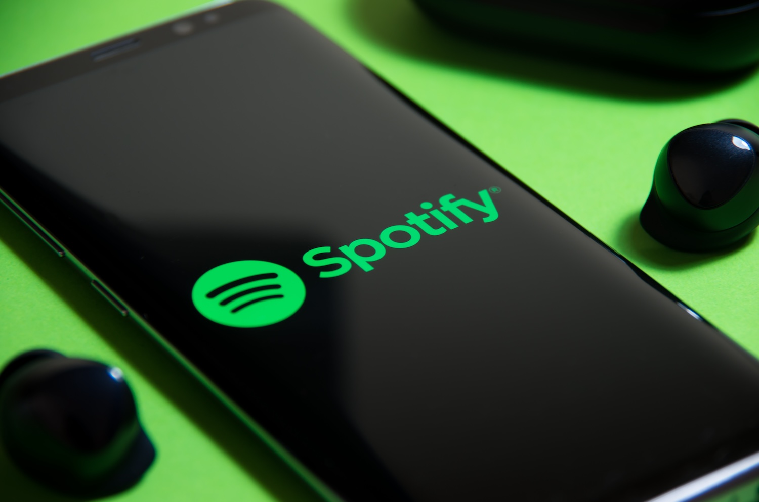 Spotify полностью ушел из России