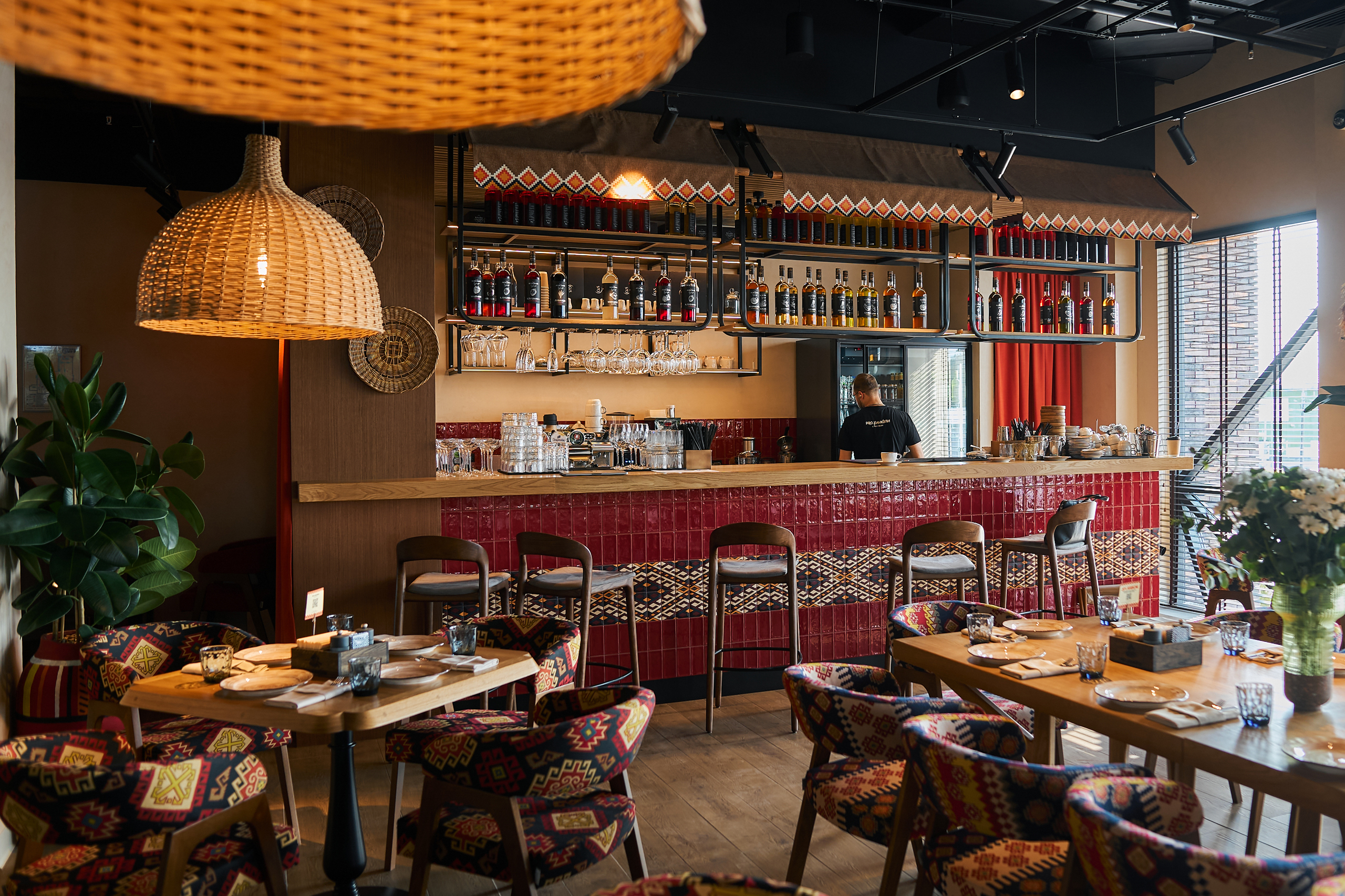 BAZAAR на Новой Риге: новое гастрономическое пространство за городом  фото