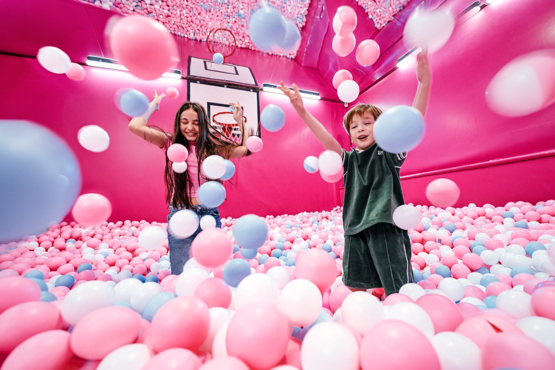 Гуляем по Москве: куда сходить на новогодних?  фото