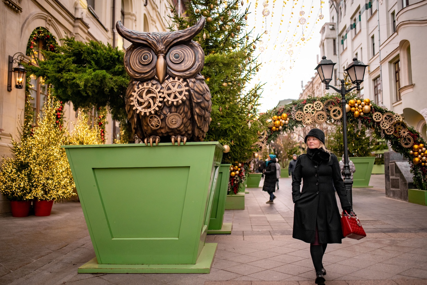 &laquo;Зима в Москве&raquo;: Праздничные инсталляции продолжат радовать москвичей до конца сезона  фото