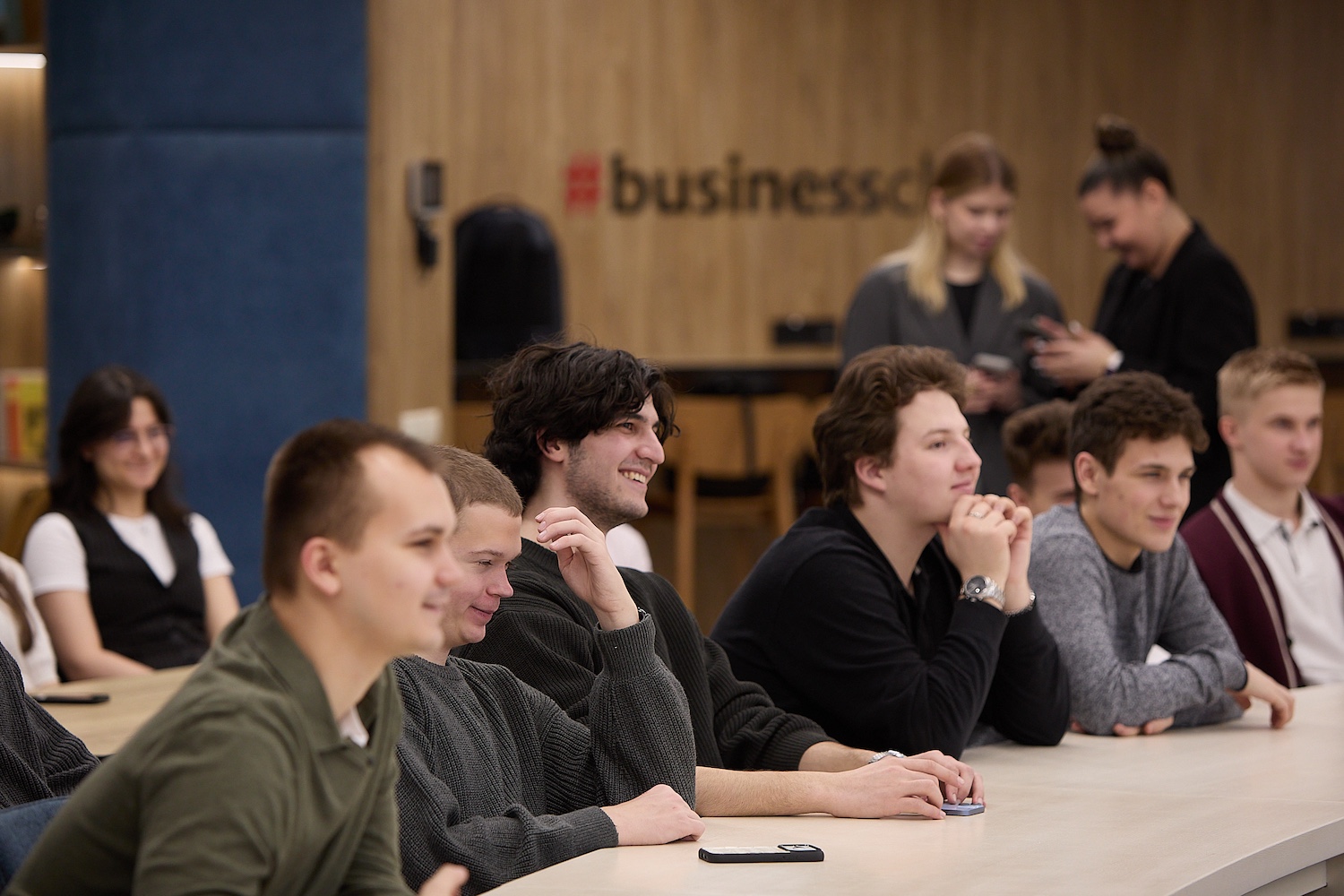 От студенческой скамьи до своего дела: активисты СПК встретились с основателем девелоперского бизнеса  фото