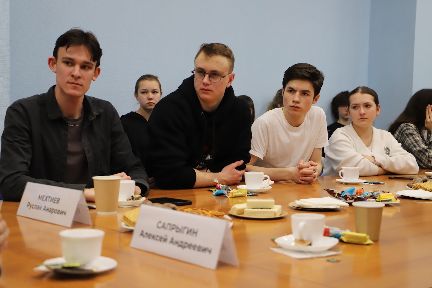 Правда из первых уст: активисты СПК встретились с участником СВО Алексеем Сапрыгиным  фото