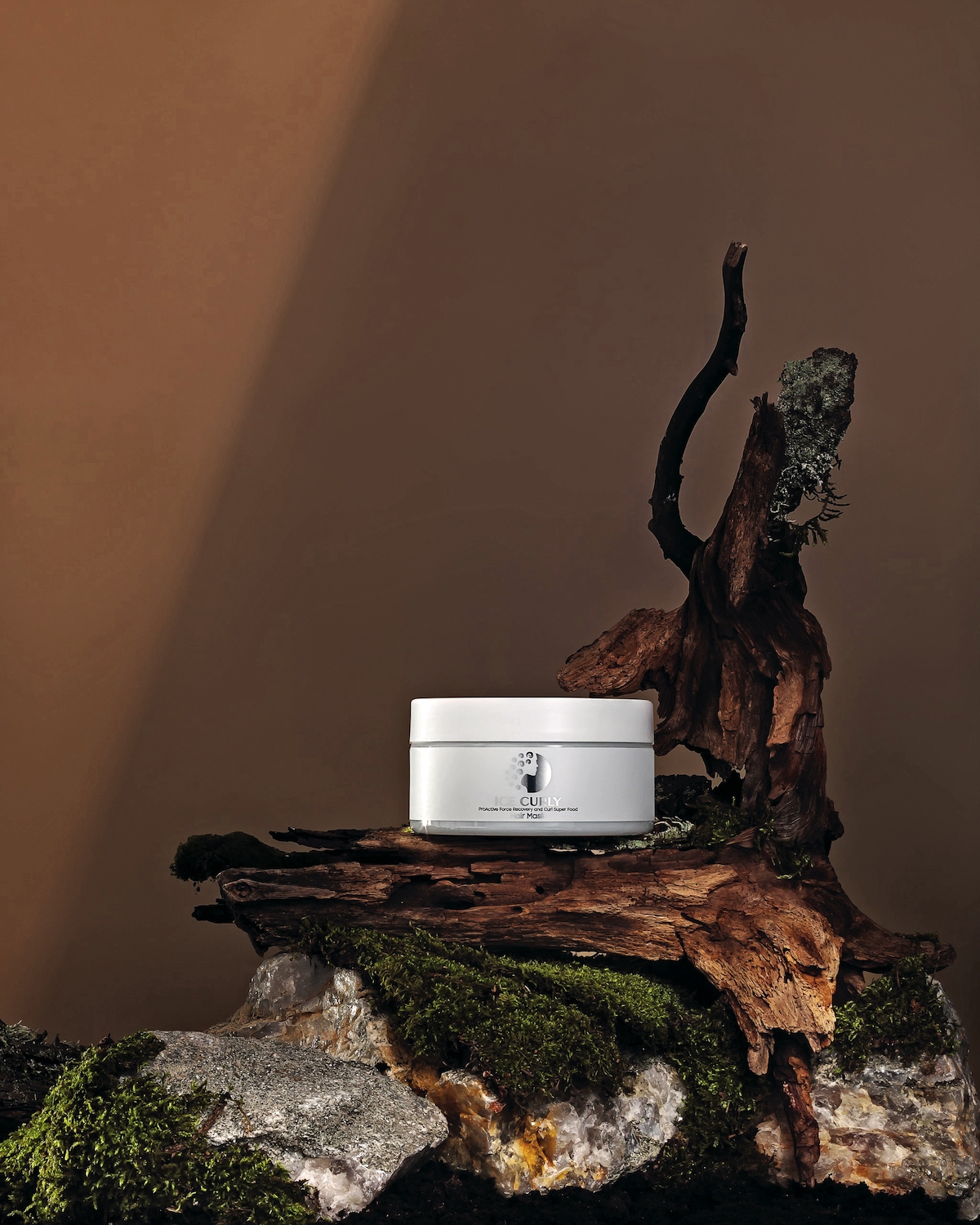 Кудри волнуются раз: как заработать на стрижке и укладке непослушных волос  фото