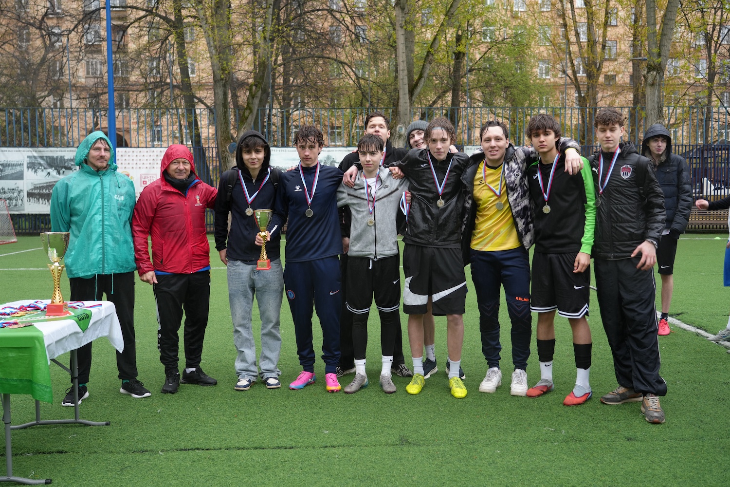 В Хамовниках прошел футбольный турнир, посвященный мастеру спорта СССР Гавриилу Качалину  фото