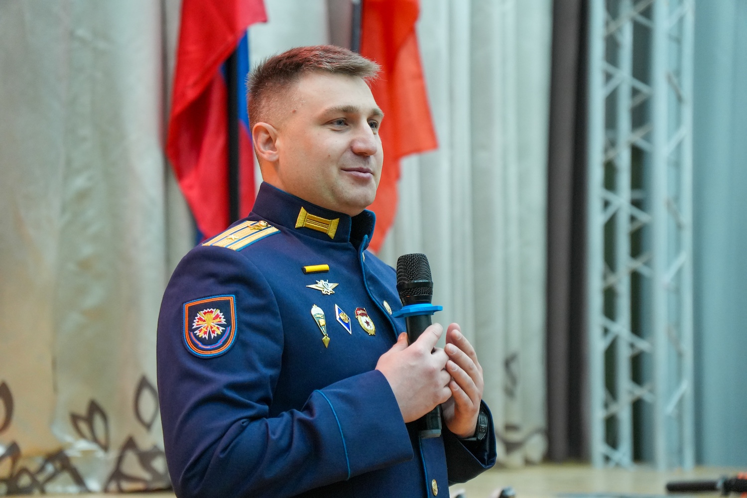 Патриотический вечер &laquo;Пусть знают и помнят потомки&raquo; состоялся в районе Новокосино  фото