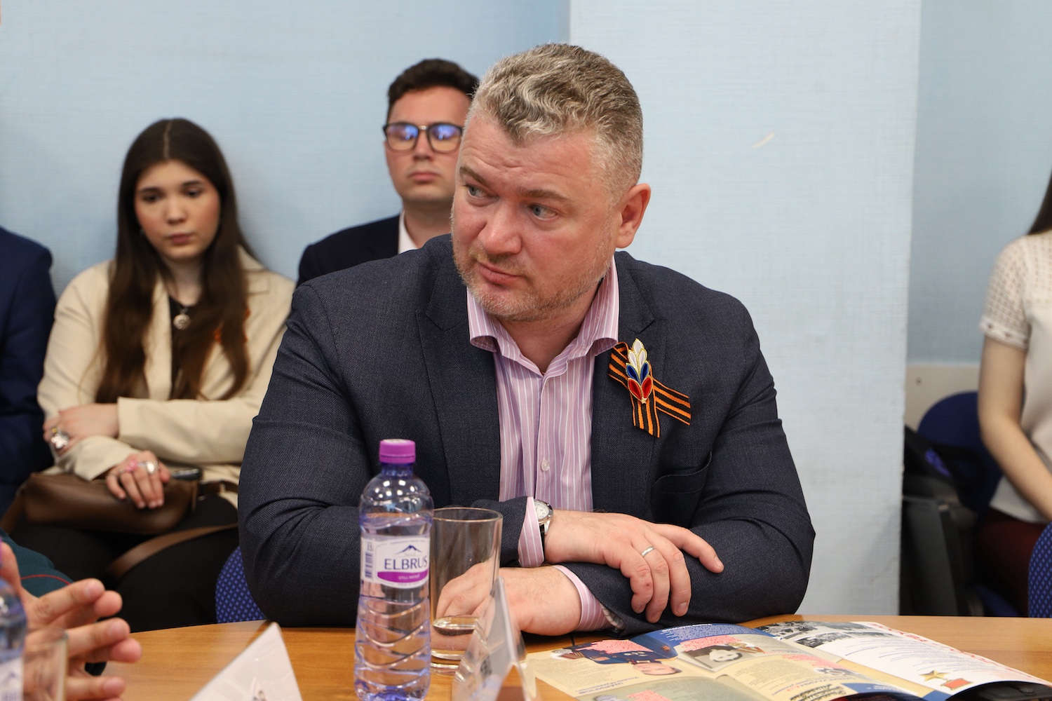 В Центре развития прошел круглый стол &laquo;Военные династии&raquo;, посвященный живой памяти поколений  фото