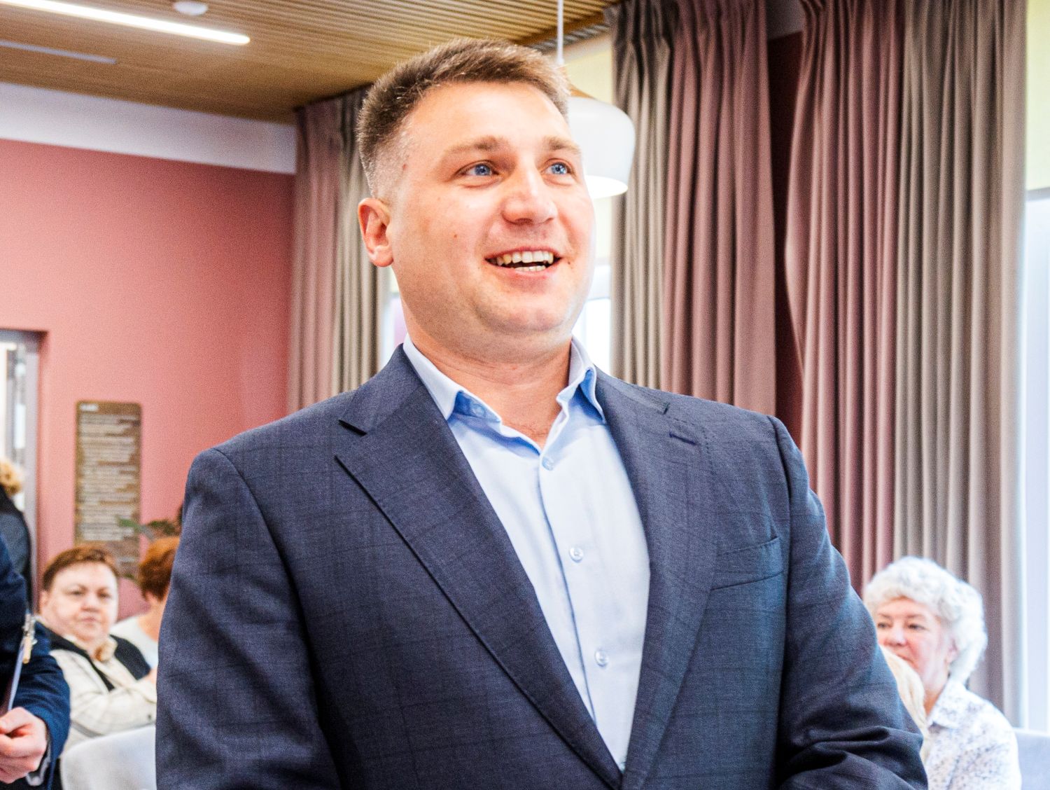 В Новокосино прошел концерт ко Дню Победы и Дню славянской письменности  фото