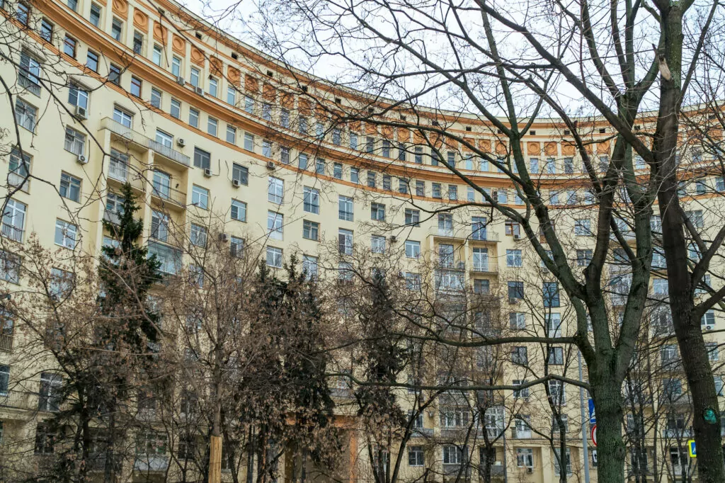 Смоленская &mdash; Спортивная: с Мухиной горы да на Девичье поле  фото