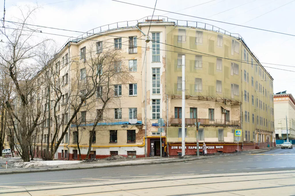 Электрозаводская — Черкизовская: «Асса» во «Дворце на Яузе» Электрозаводская — Черкизовская: «Асса» во «Дворце на Яузе»  фото