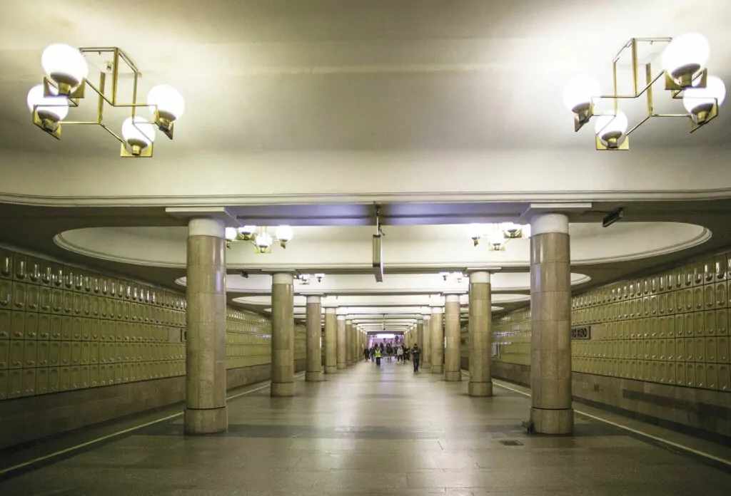 Метро в Ясеневе Метро в Ясеневе фото