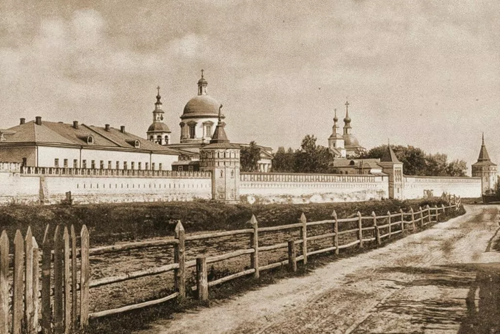 Первый монастырь на Москве Первый монастырь на Москве фото
