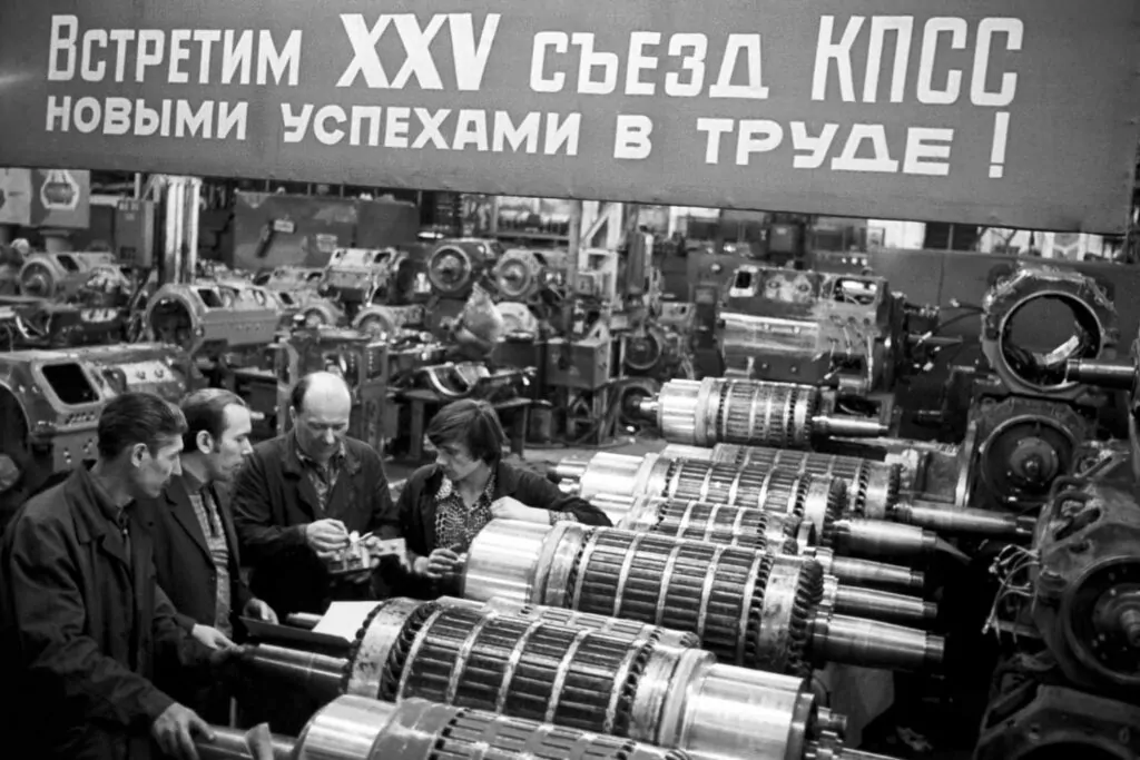К светлому будущему — с «Динамо» К светлому будущему — с «Динамо» фото