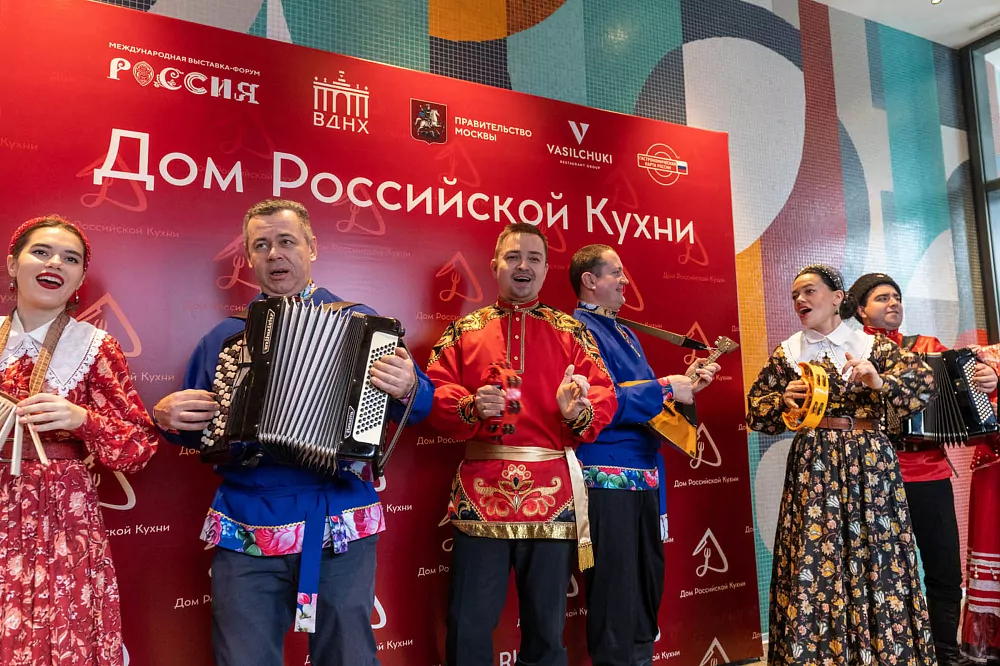 День матери, гастрономическая Россия и книжный квест &mdash; в афише фестивалей  фото