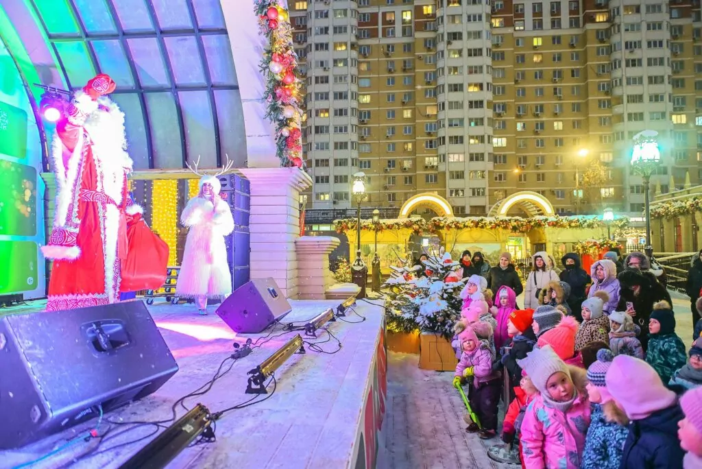 Волшебство наступившего года: юных москвичей на каникулах приглашают в сказку Волшебство наступившего года: юных москвичей на каникулах приглашают в сказку фото