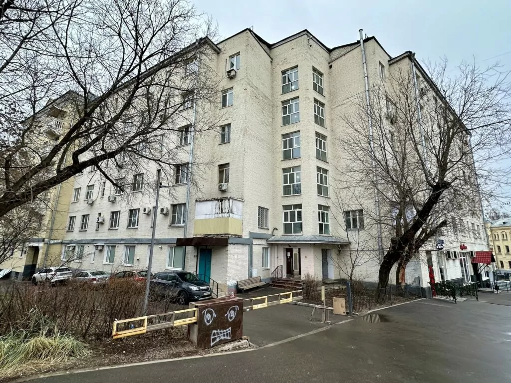 Курская — Чкаловская: из буржуазного в креативный через рабочий Курская — Чкаловская: из буржуазного в креативный через рабочий фото