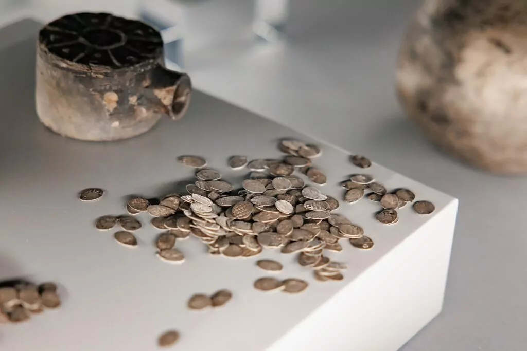 Музей нумизматики запустил новые экскурсии  фото