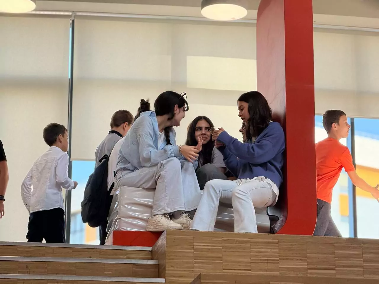 Проект «Кинолекторий» стартует в Коммунарке Проект «Кинолекторий» стартует в Коммунарке  фото