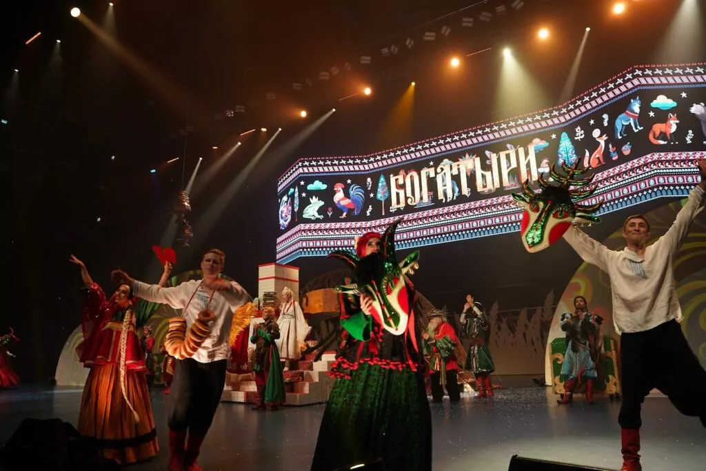 Новогодние праздники в Москве &mdash; куда пойти за атмосферой волшебства  фото