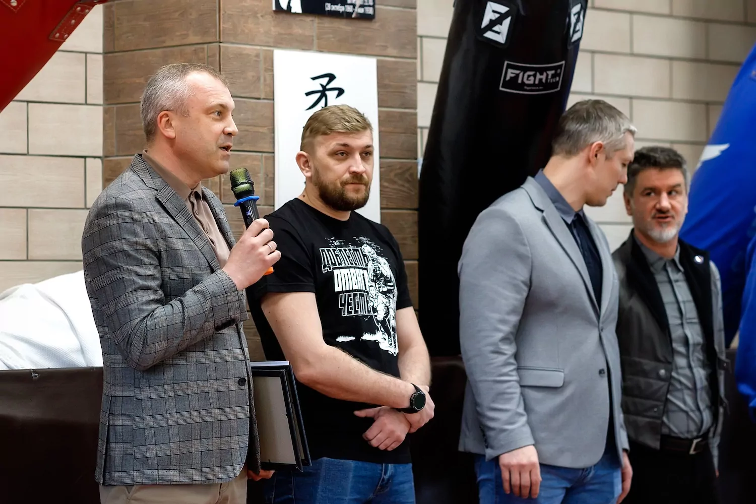 Евгений Попов принял участие в открытии турнира по дзюдо в спорткомплексе &laquo;Фили&raquo;  фото