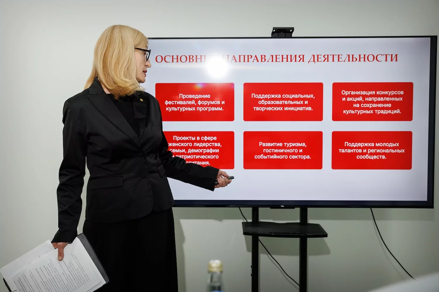 Директор Центра развития Евгений Андриенко выступил экспертом на городском конкурсе «ЛИЦА района» Директор Центра развития Евгений Андриенко выступил экспертом на городском конкурсе «ЛИЦА района» фото