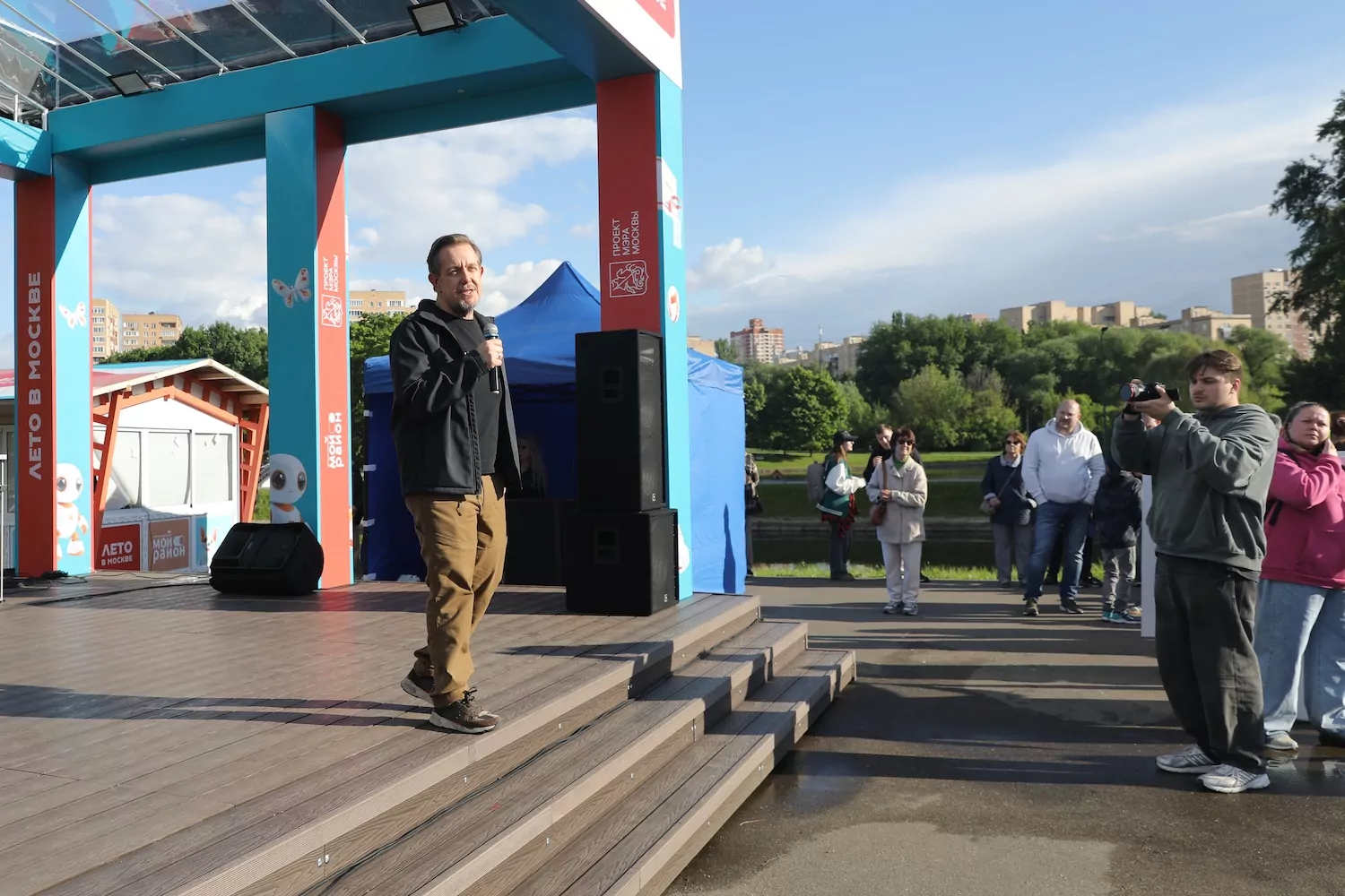 Член Общественной палаты РФ Александр Асафов принял участие в открытии главной окружной площадки «Лето в Москве» в Северном округе Член Общественной палаты РФ Александр Асафов принял участие в открытии главной окружной площадки «Лето в Москве» в Северном округе фото