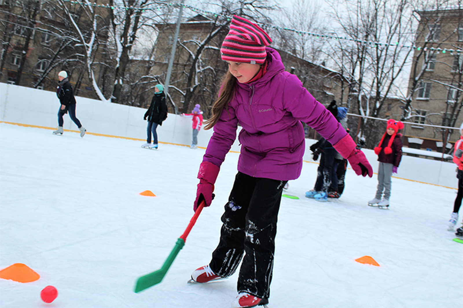 Лианозовский парк готовит цикл спортивных семейных мероприятий: «Зимние забавы», фото