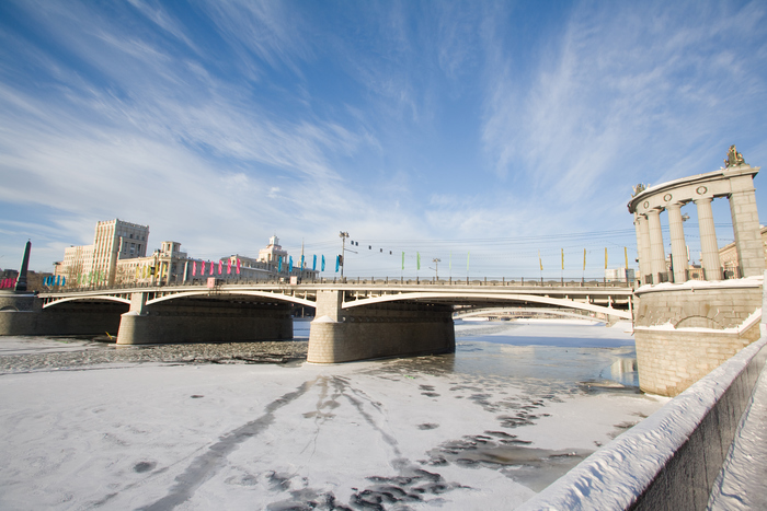 В Москве 2 февраля ожидается солнечная погода и до -9 градусов, фото