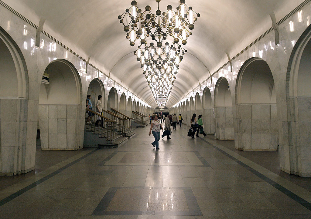 В московском метро появится робот-помощник по имени Метроша, фото