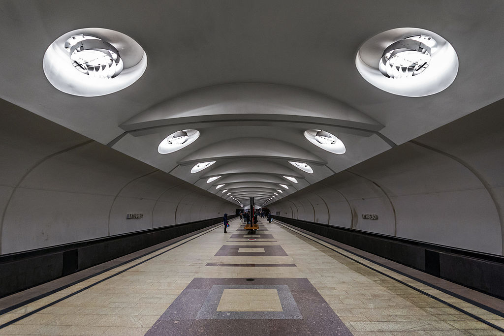 Вестибюли нескольких станций московского метро будут закрыты 4-5 марта, фото
