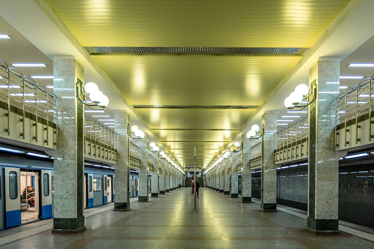 Поезда московского метро полностью перевели на единую сеть Wi-Fi, фото