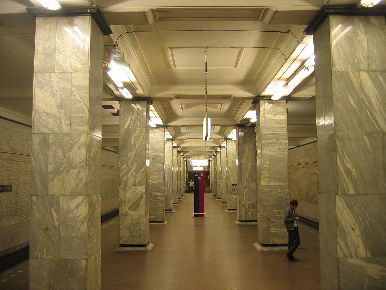 Станция метро «Смоленская» изменила режим работы из-за ремонта, фото