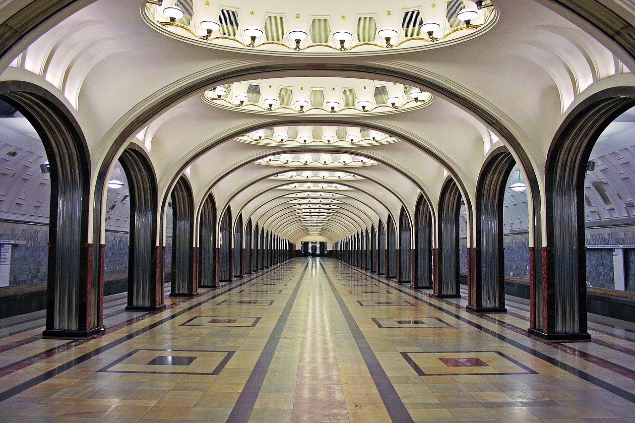Флагманский магазин Московского метро открылся у «Маяковской», фото