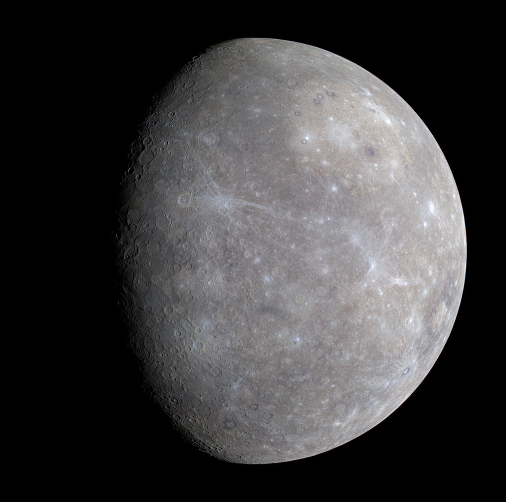 Москвичи смогут увидеть, как Луна перекрывает Меркурий‍, фото