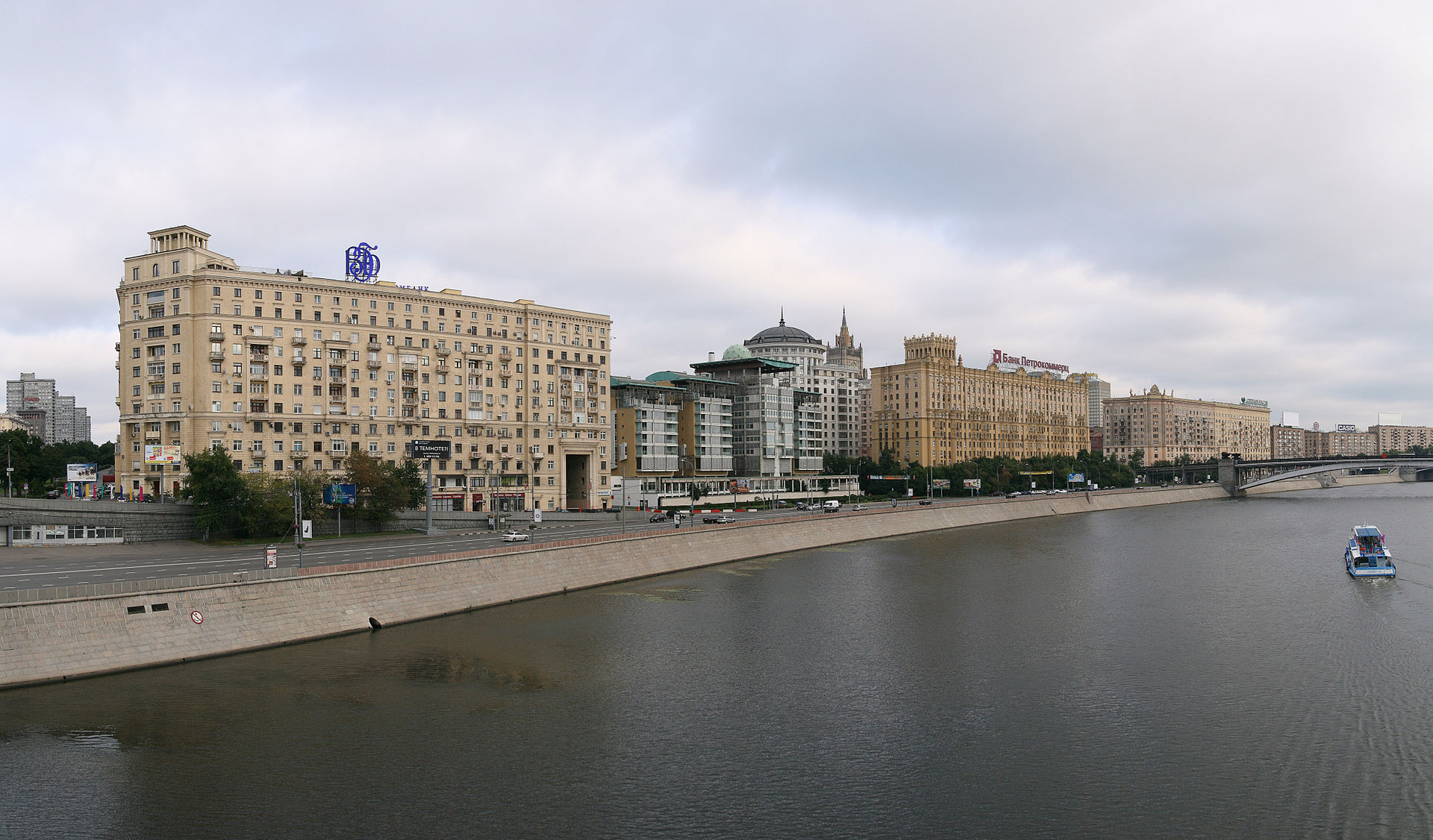 В Москве в 2017 году планируют благоустроить 11 набережных, фото