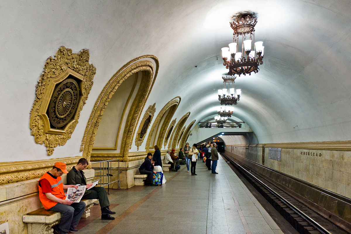 Новые площадки для музыкантов открыли в московском метро и на МЦК, фото