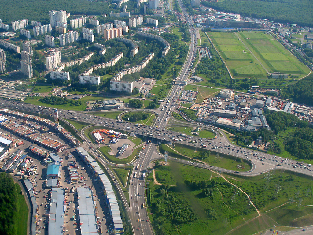 В Москве открыто движение по новой развязке МКАД и Профсоюзной улицы, фото