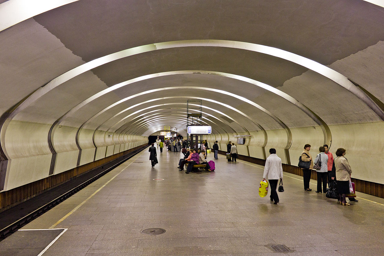 В Москве произошел сбой на «оранжевой» ветке метро‍, фото