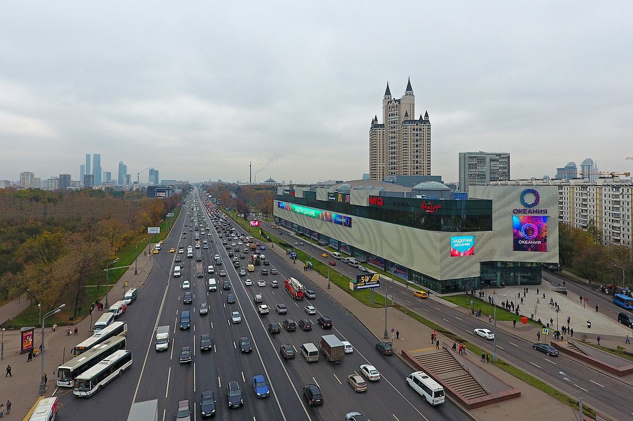 Дополнительные полосы для движения появятся на Кутузовском проспекте, фото
