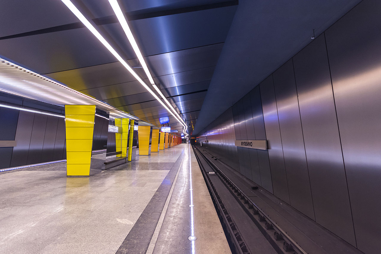 Три станции «фиолетовой» ветки метро открыли на сутки раньше‍, фото