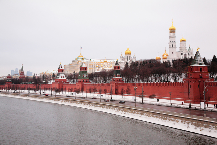 «Оранжевый» уровень опасности объявлен в Москве на 22 февраля, фото