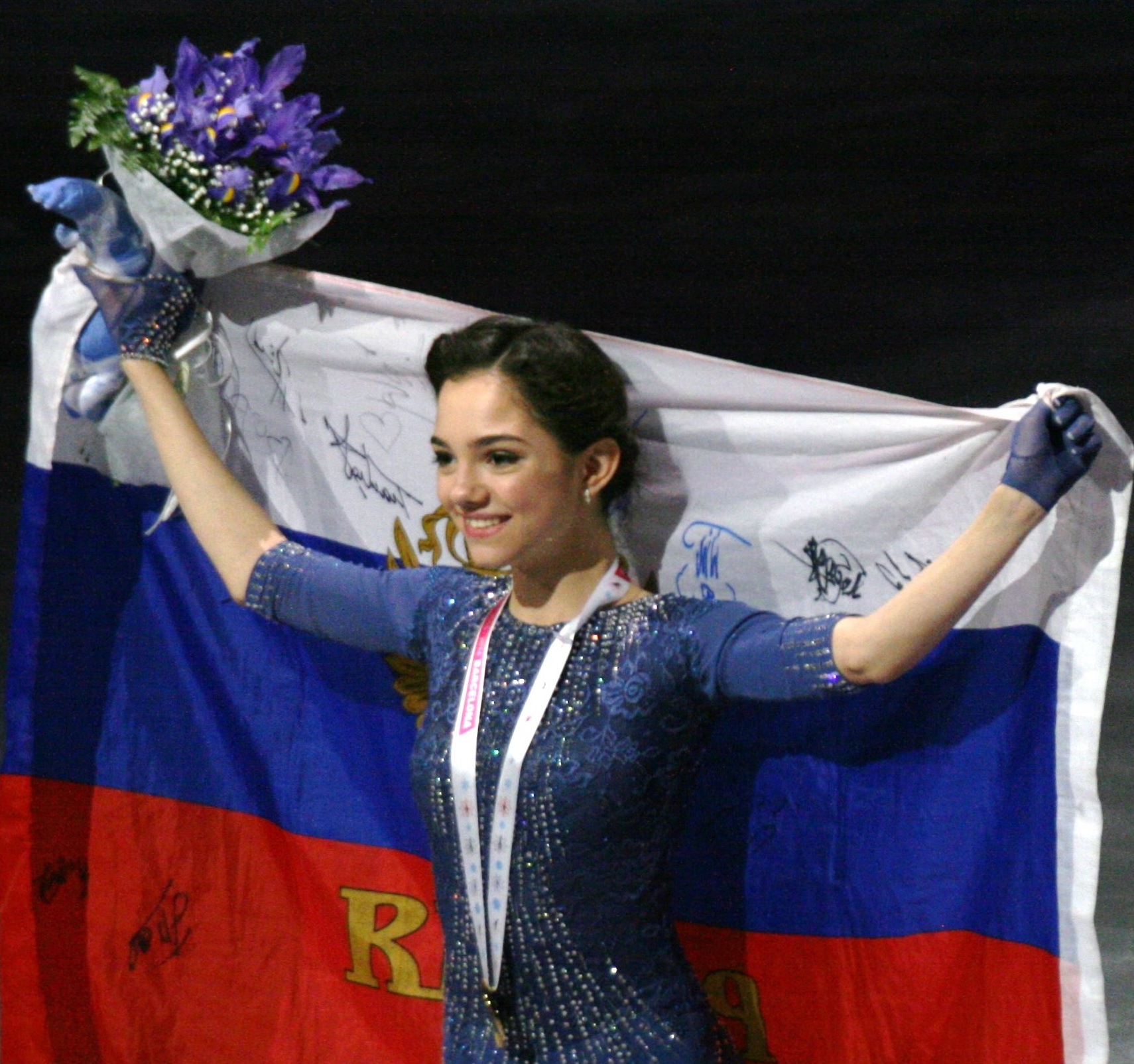 Фигуристка Е.Медведева рассказала о своем дебюте в качестве избирателя, фото