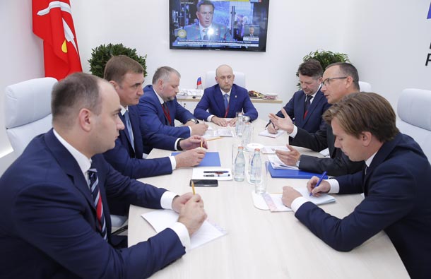 «Балтика» и губернаторы четырех регионов обсудили актуальные вопросы регулирования пивоваренной отрасли, фото