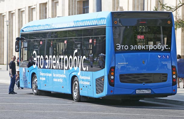 На маршруты Москвы  вышли первые электробусы, фото