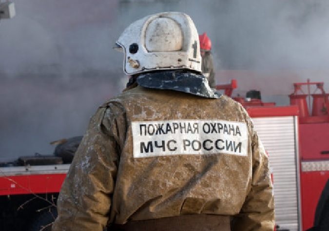 На ТТК в Москве загорелся грузовик с газовыми баллонами, фото
