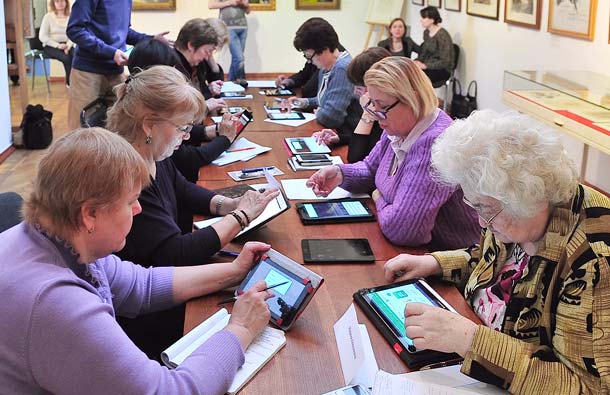 Собянин поддержал предложения пенсионеров по «Московскому долголетию», фото
