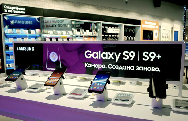 Tele2 дарит терабайт трафика покупателям 4G-смартфонов Samsung, фото