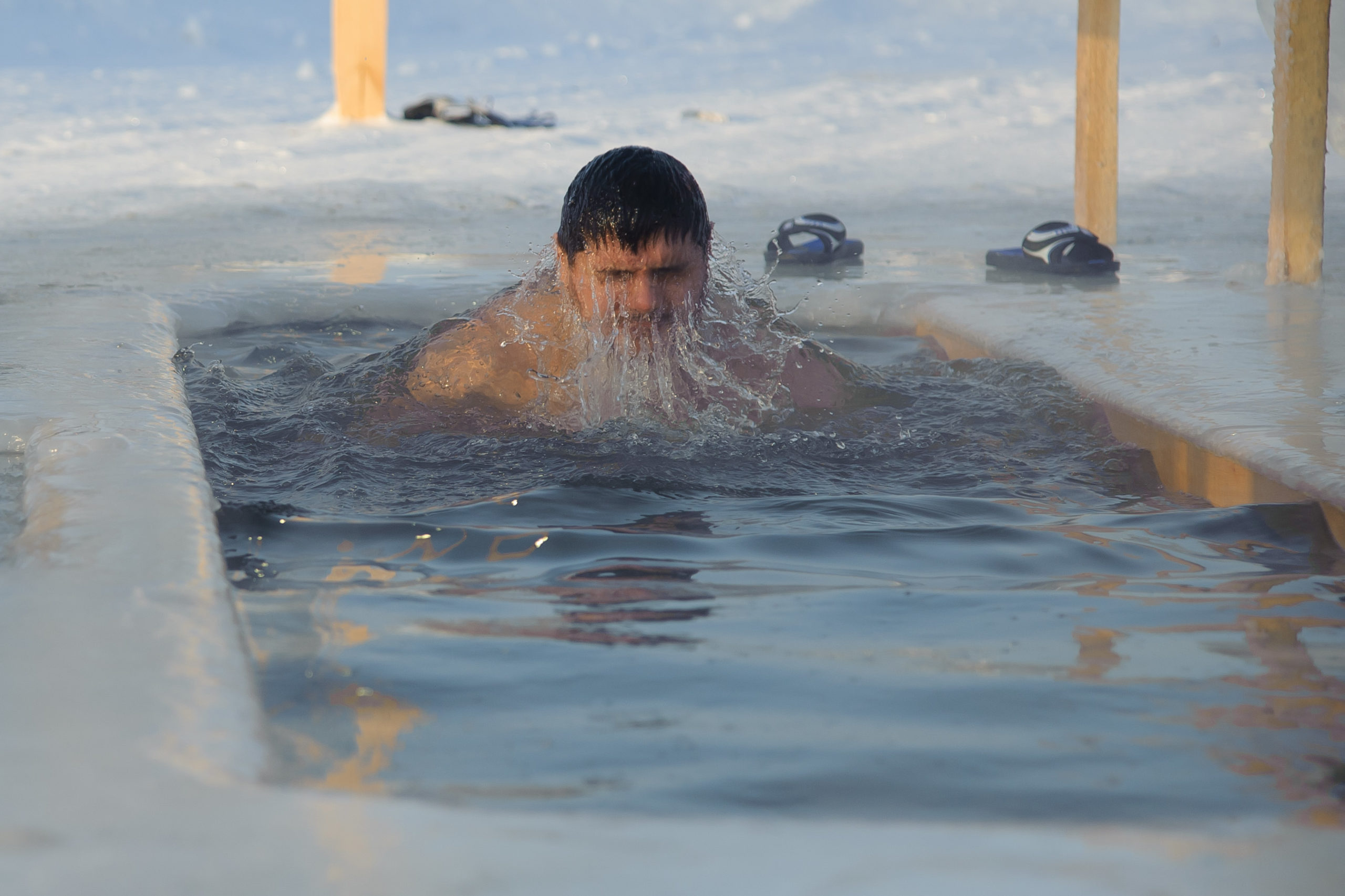 Для купания на Крещение в Москве подготовят более 60 прорубей, фото