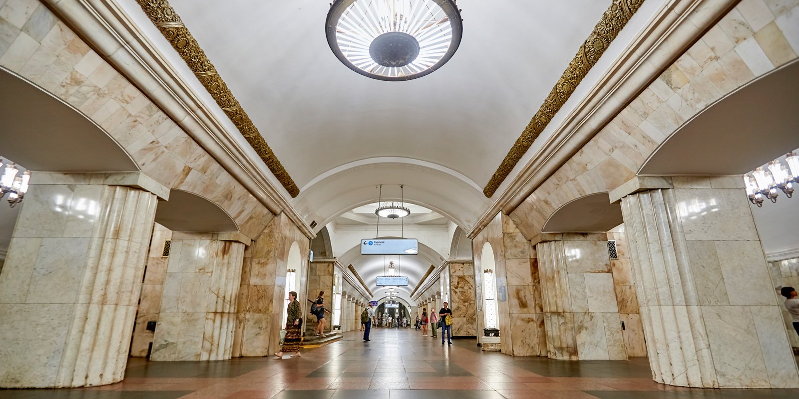 Московский метрополитен назвал самые популярные маршруты москвичей, фото