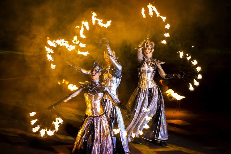 Фестиваль огненных театров «Вселенский карнавал огня 2019», фото